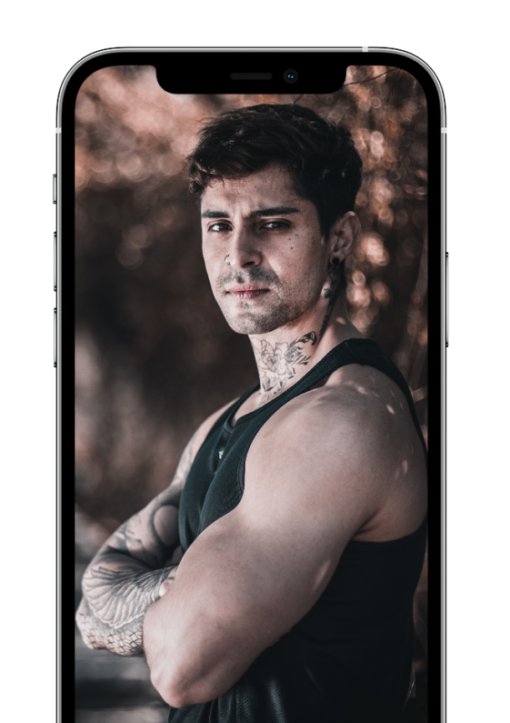 Full-body training
programs shown on a device