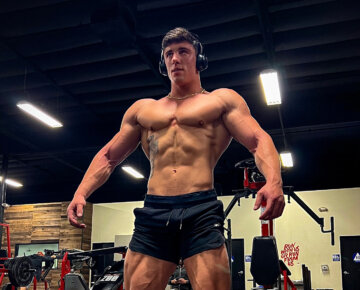 Subscribe to my newsletter for exclusive offers & workout tips